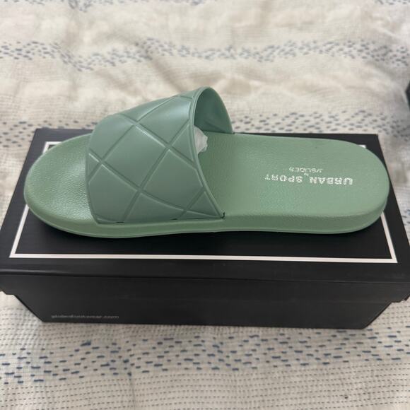 NEW J SLides by Urban Sport Fabio Light Green Slide On Sandals Womens Size 9 - Picture 2 of 6